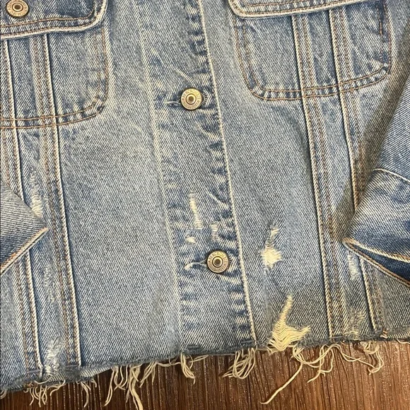 Abercrombie & Fitch Blue Denim Jacket with Cream Sherpa Collar - Picture 5 of 8